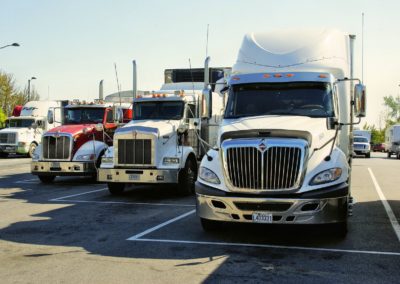 Service de lavage de camions et machinerie lourde à Montréal / Nettoyage Haute Pression de Laval